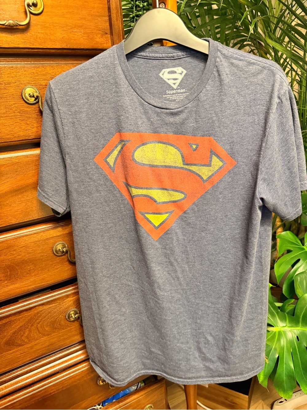 3 for $15 sale-DC Comics Men’s Heather Gray Superman Shield Tee with Logo